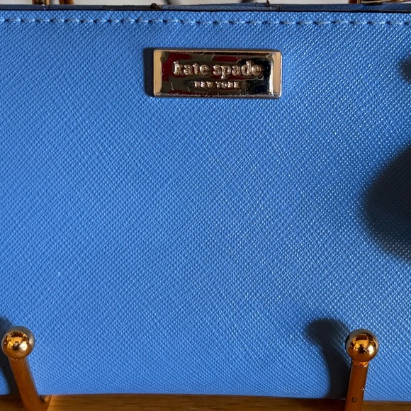 Kate Spade (Euc) Snap Wallet & (nwot)Charm - Picture 3 of 7